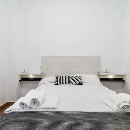 #15Pin-2 Apartamento De Un Dormitorio Plaza Castilla Мадрид Екстер'єр фото