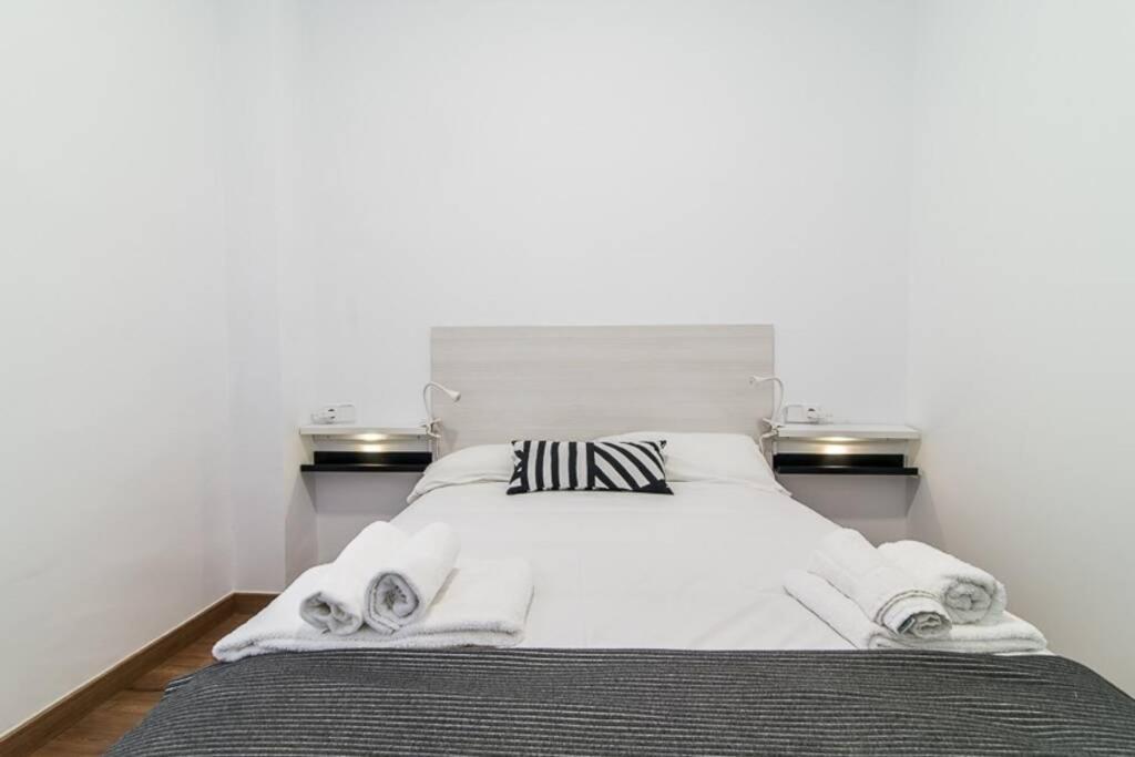 #15Pin-2 Apartamento De Un Dormitorio Plaza Castilla Мадрид Екстер'єр фото