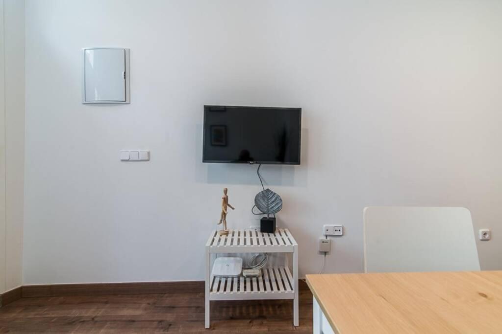 #15Pin-2 Apartamento De Un Dormitorio Plaza Castilla Мадрид Екстер'єр фото