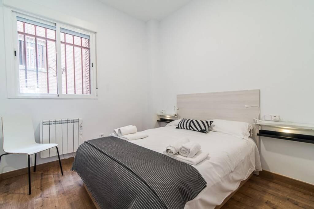#15Pin-2 Apartamento De Un Dormitorio Plaza Castilla Мадрид Екстер'єр фото